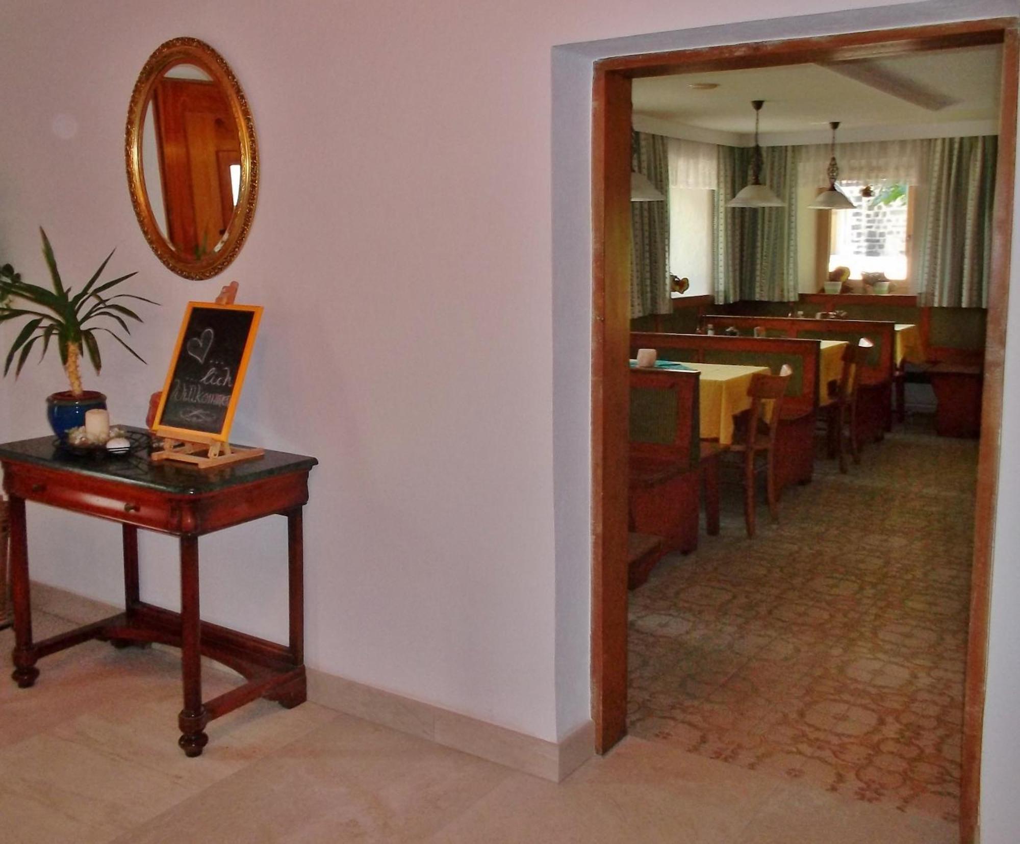 Gasthof-Pension Zum Haugstein - Familie Eder エンゲルハートシュツェル エクステリア 写真
